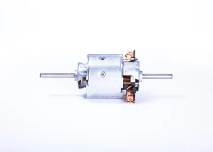 BOSCH 0130111130 Электродвигатель, вентиляция салона