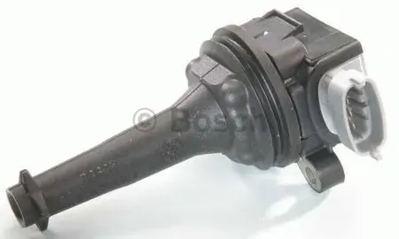 BOSCH 0221604010 Катушка зажигания