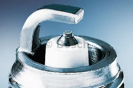 BOSCH 0242245558 Свеча зажигания Double platinum, 1мм