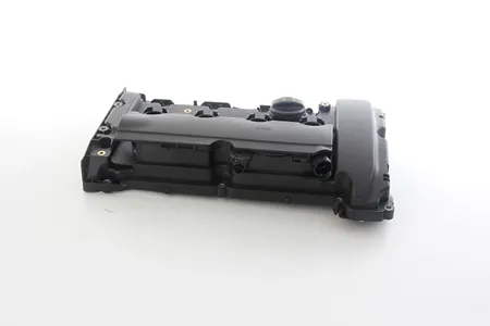 BSG BSG70122001 Крышка клапанная с прокладкой Peugeot 207 308