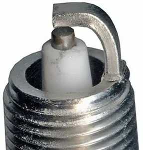 HELLA 8EH188704091 Свеча зажигания Audi 100A2-A8, VW Golf Passat 1.4-2.8 93-03 (Yttrium)