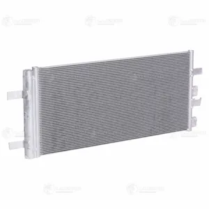 LUZAR LRAC2613 Радиатор кондиционера BMW X1 (F48) (15-) MA (LRAC 2613)