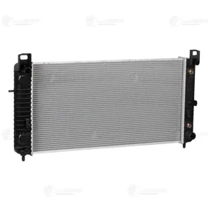 LUZAR LRC0565 Радиатор охлаждения двигателя Cadillac Escalade (01-)(06-) Chevrolet Tahoe (99-)(06-) AT