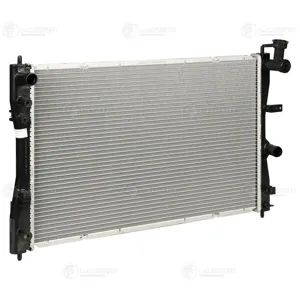 LUZAR LRC1119 Радиатор охлаждения двигателя Mitsubishi Colt (02-) 1.1i1.3i1.5i MT (LRc 1119)