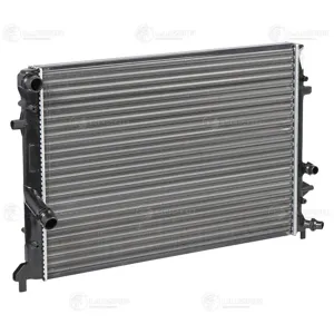 LUZAR LRC1814 Радиатор охлаждения Skoda Yeti (09-)VW Caddy (04-) Audi A3 (03-) 1.2i (сборный)