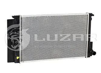 LUZAR LRC19D4 Радиатор Toyota Corolla (07-) Avensis (09-)AURIS (09-) MP