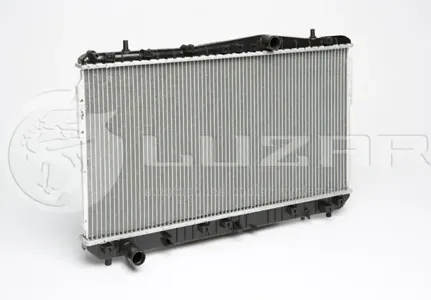 LUZAR LRCCHLT04178 Радиатор Lacetti 1,4-1,6 МКПП