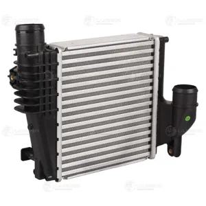 LUZAR LRIC2001 Интеркулер PSA C43083008 13-