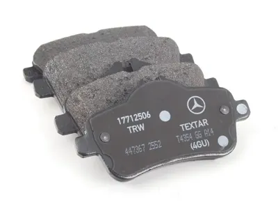 MERCEDES BENZ A0074208620 Комплект колодок тормозных задн.