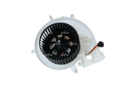 NRF 34302 Вентилятор салона