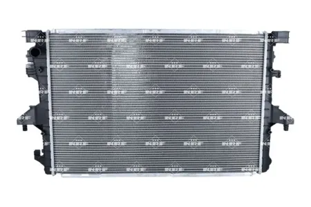 NRF 560013 Радиатор двигателя VW TranSporter 15-