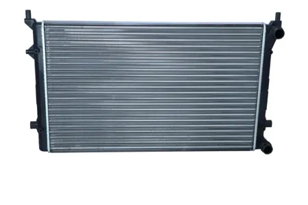 NRF 56153A Радиатор двигателя VAG Golf 09- 1.4