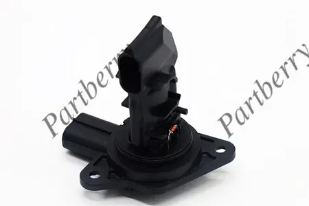 PARTBERRY PB130017 Датчик расхода воздуха (ДМРВ) Toyota Camry 11-