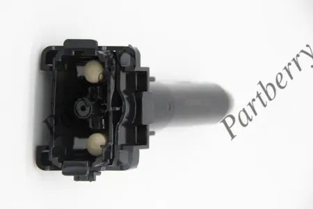 PARTBERRY PB180020 Форсунка омывателя Toyota Camry 11- прав.