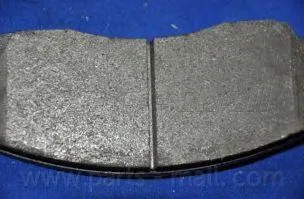 PARTS MALL PKA015 Колодки торм.передние