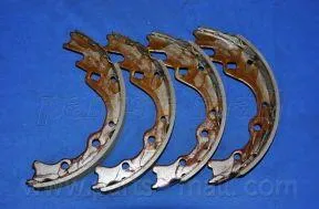 PARTS MALL PLB002 Колодки торм.барабанные Kia PREGIO 0K70Y2638Z