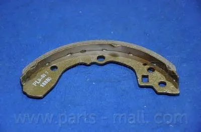 PARTS MALL PLB017 Колодки торм.барабанные задние