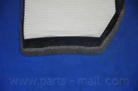 PARTS MALL PMA005 Воздушный фильтр Hyundai H-1STAREX I (1997-2007)