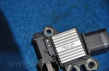 PARTS MALL PXPBA033 Реле регулятор напряжения генератора