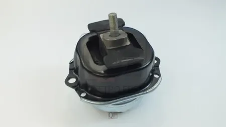 QUATTRO FRENI QF00A00556 Подушка двигателя LH