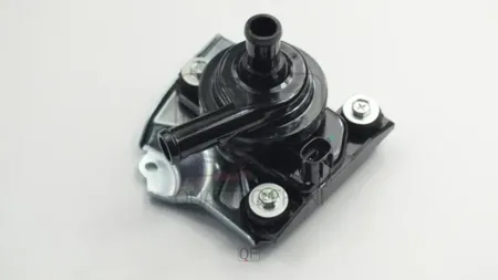 QUATTRO FRENI QF05A00084 Насос Toyota PRIUS охлаждения инвертора