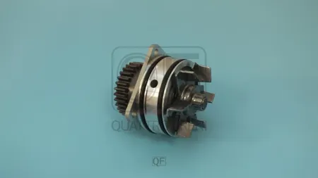 QUATTRO FRENI QF05A00153 Водяной насос в сборе
