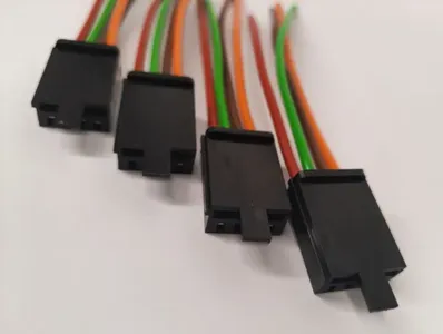 SLON SLRK329 Колодка подкл.к задн.фонарю 2110-2112, с проводами