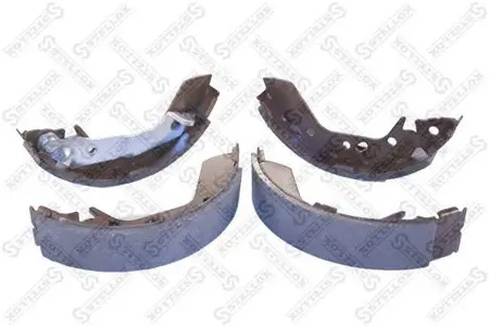 STELLOX 000106SX Колодки торм.барабанные =GS8684 Hyundai Acent 1.3-1.6 00>