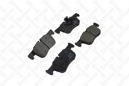 STELLOX 000400BSX Колодки торм. BMW 1 F2021 3 F303435 4 F3236 передние