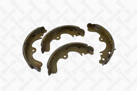 STELLOX 019100SX Колодки торм.барабанные 019 100-SX 4008.00 Toyota Corolla 1.31.61.8D 83-88
