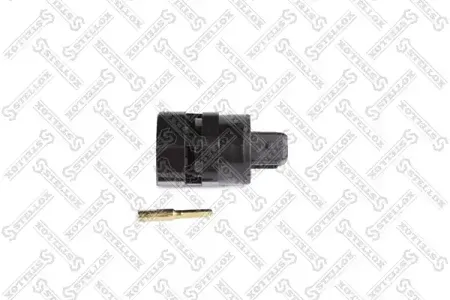 STELLOX 0611518SX Датчик скорости Mitsubishi Pajero 90-04
