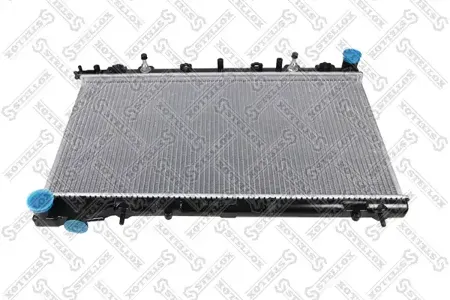 STELLOX 1026849SX Радиатор двигателя AT Subaru Forester (SG)2.0-2.5 03-07