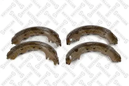STELLOX 126100SX Колодки торм.барабанные Toyota Picnic 96-01 Daihatsu Terios 00-