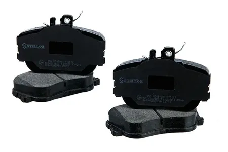STELLOX 1604000BSX колодки дисковые передние с антискрипными пластинами MB W202 1.8-2.8/2.0D-2.5TD 93-01