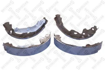STELLOX 198100SX Колодки торм.барабанные Toyota YARIS Suzuki SWIFT Opel Agila Citroen C1 Peugeot 107