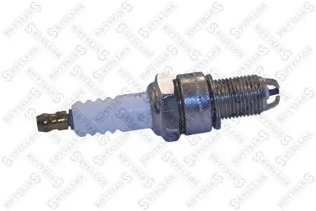 STELLOX 235757SX Свеча зажигания Audi 80100A4A6, VW Golf Passat , Skoda Octavia 1.3-2.2 7