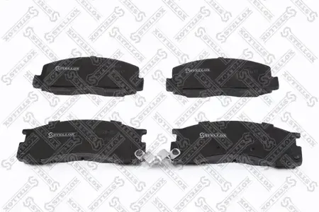 STELLOX 317022BSX Колодки торм.передние 317 022B-SX с антискр. пл. Toyota Previa 2.4i & 4WD 90-96