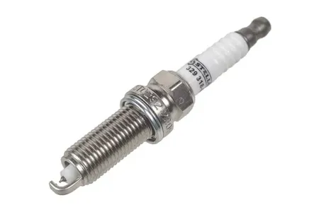 STELLOX 329318SX свеча зажигания (93482/SILZKAR7B11) платина-иридийNissan Juke, Subaru Forester 10>