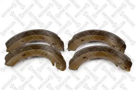 STELLOX 729101SX Колодки торм.барабанные 729 101-sx=4718.01=362367b Renault Master 28-35 2.02.5dtd 94-98