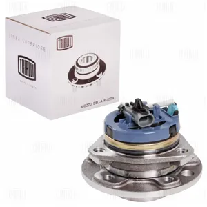 TRIALLI MR2132 Ступица передняя в сборе с подшипником Opel Astra (98-)