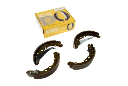 ZENTPARTS Z06811 Колодки торм.барабанные Audi 100 2.02.0D 84-90, VW Passat 88-96