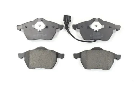 ZF RUSSIA GDB1307ZFR Колодки торм. Audi A4A6 VW Passat 97> передние