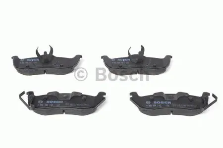 BOSCH 0986494142 0 986 494 142 колодки дисковые з. Jeep Grand Cherokee/Commander 05-10